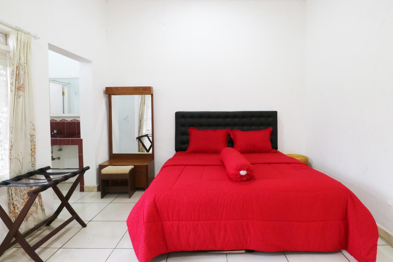 Villa Madani Paragajen 외부 사진