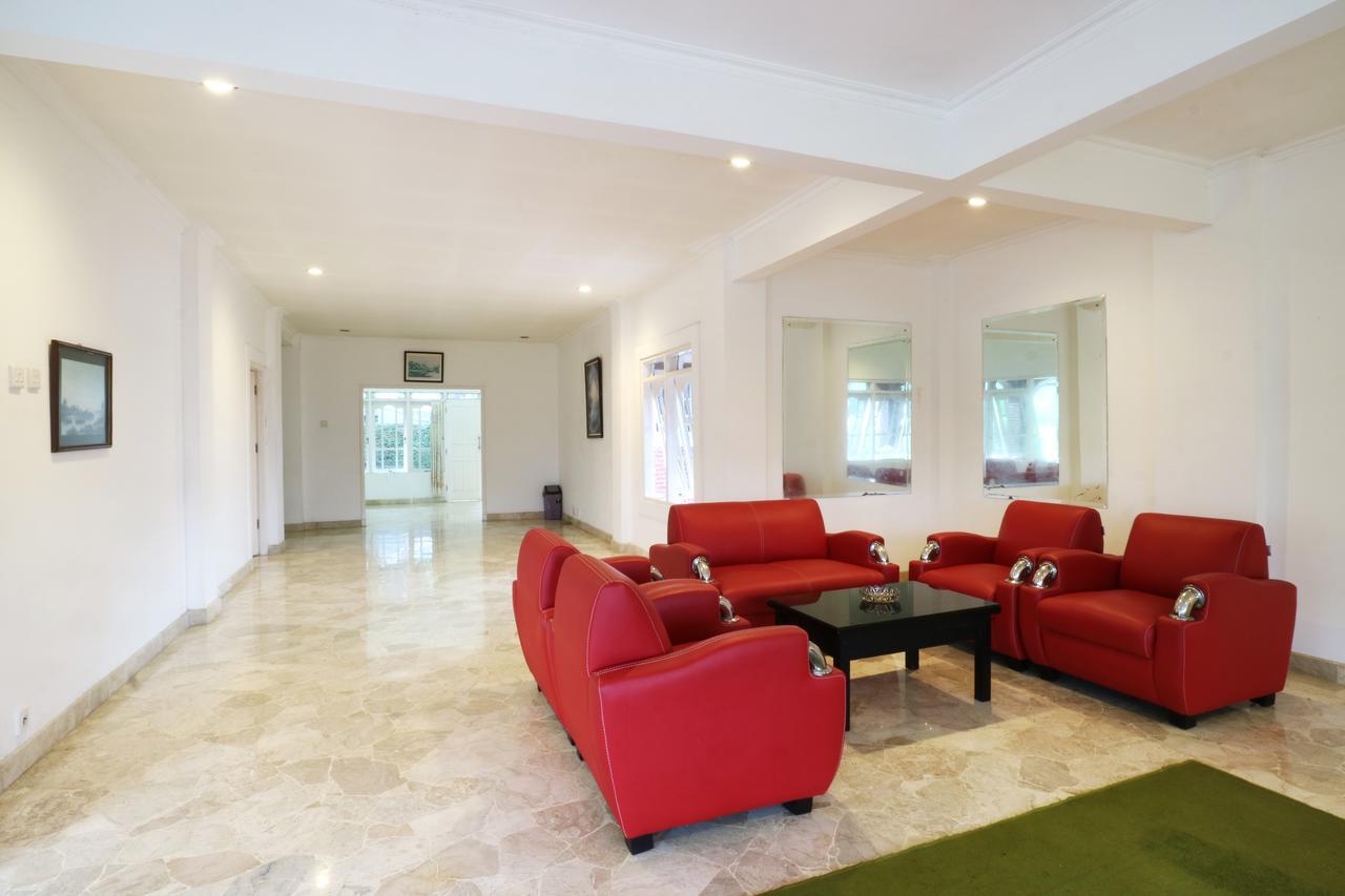 Villa Madani Paragajen 외부 사진