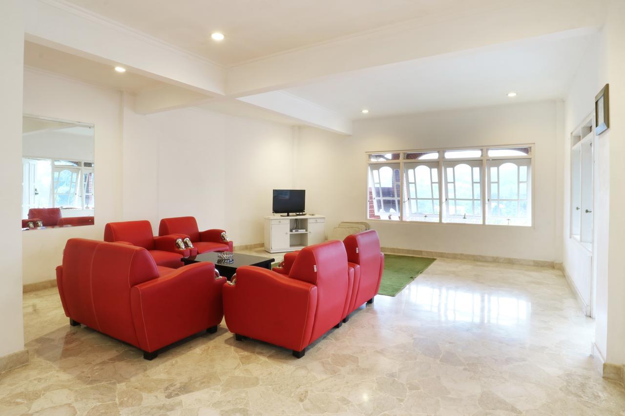 Villa Madani Paragajen 외부 사진