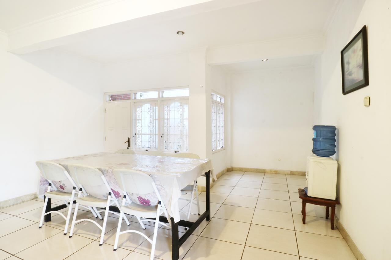 Villa Madani Paragajen 외부 사진