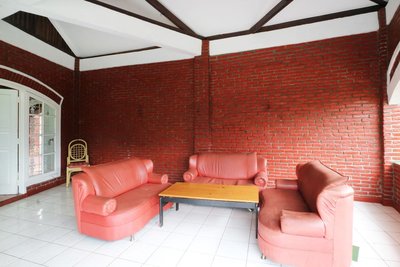 Villa Madani Paragajen 외부 사진