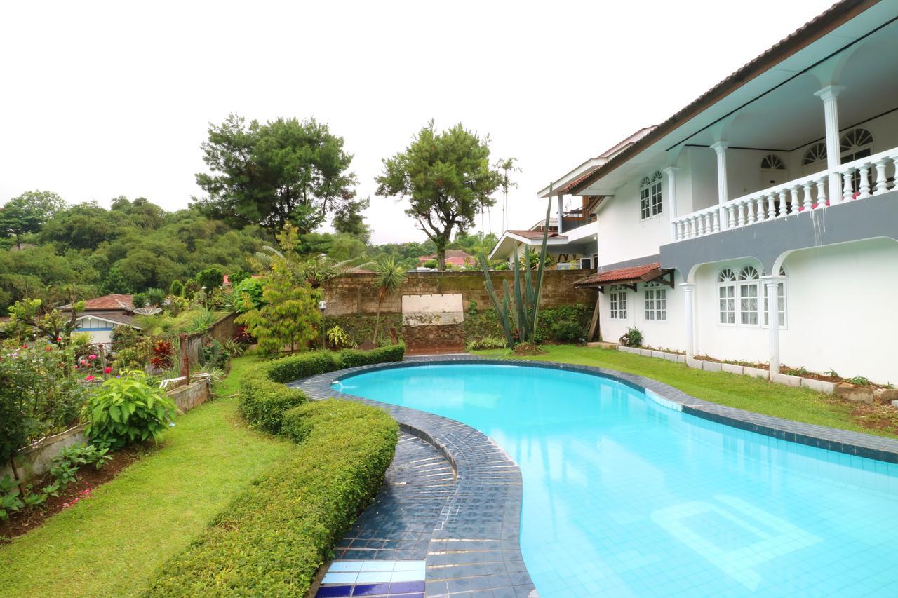 Villa Madani Paragajen 외부 사진